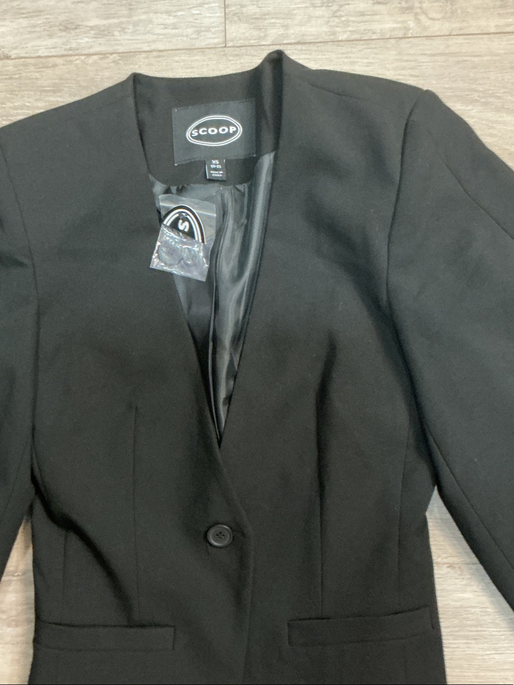 A.C.O.O.P. Women's Black Single-Button Blazer - Picture 2 of 4